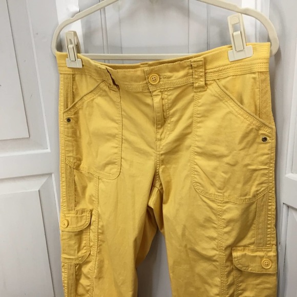 Style & Co Yellow Cargo Style Capris - Picture 11 of 15